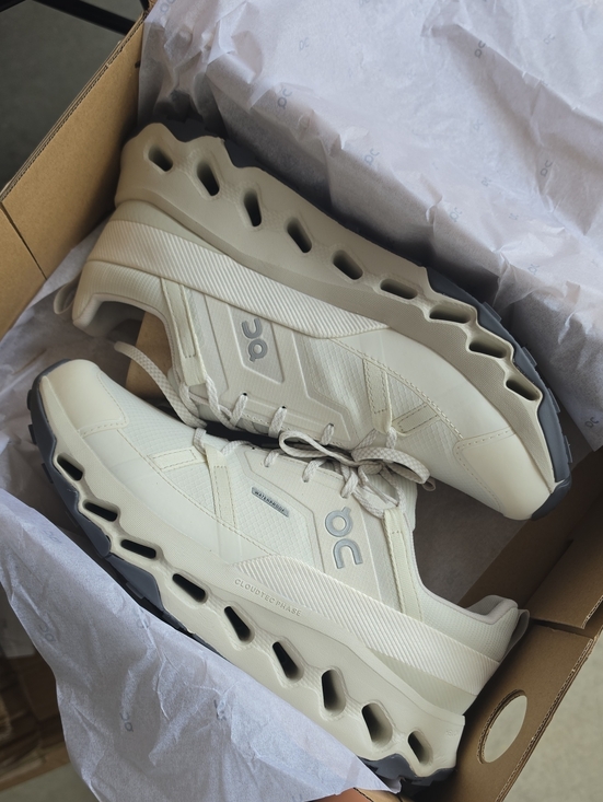 On Running Other - On Cloud Running Men's Cloudhorizon WP Sneakers - Ghost and Ivory